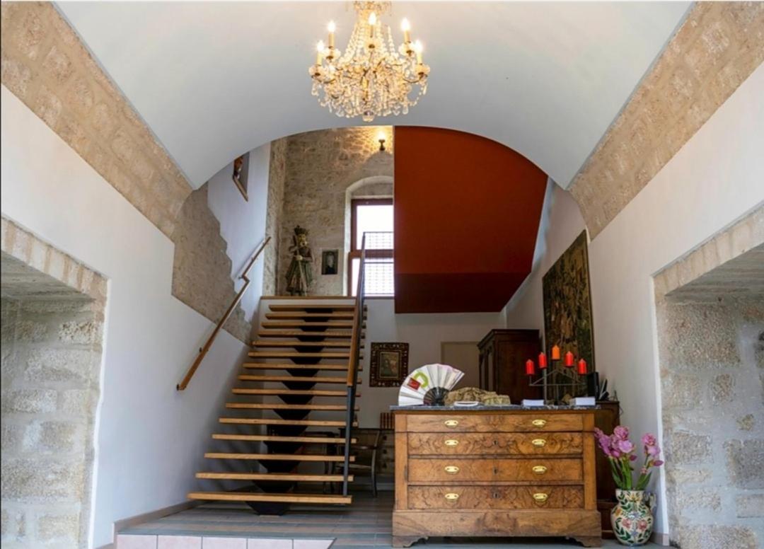 La Maison Royale Pesmes Exteriör bild
